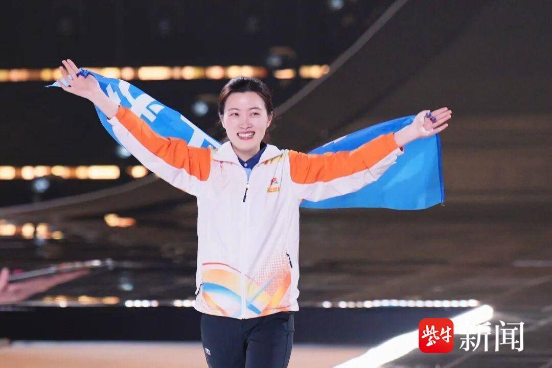 师学院在策, span 师学院在策, span