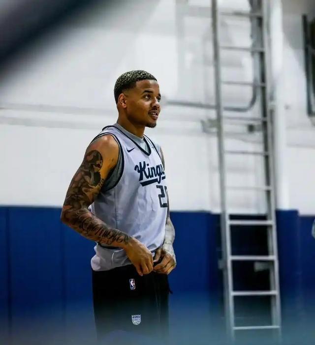 意识的肌肉, 而且在自由 意识的肌肉, 而且在自由