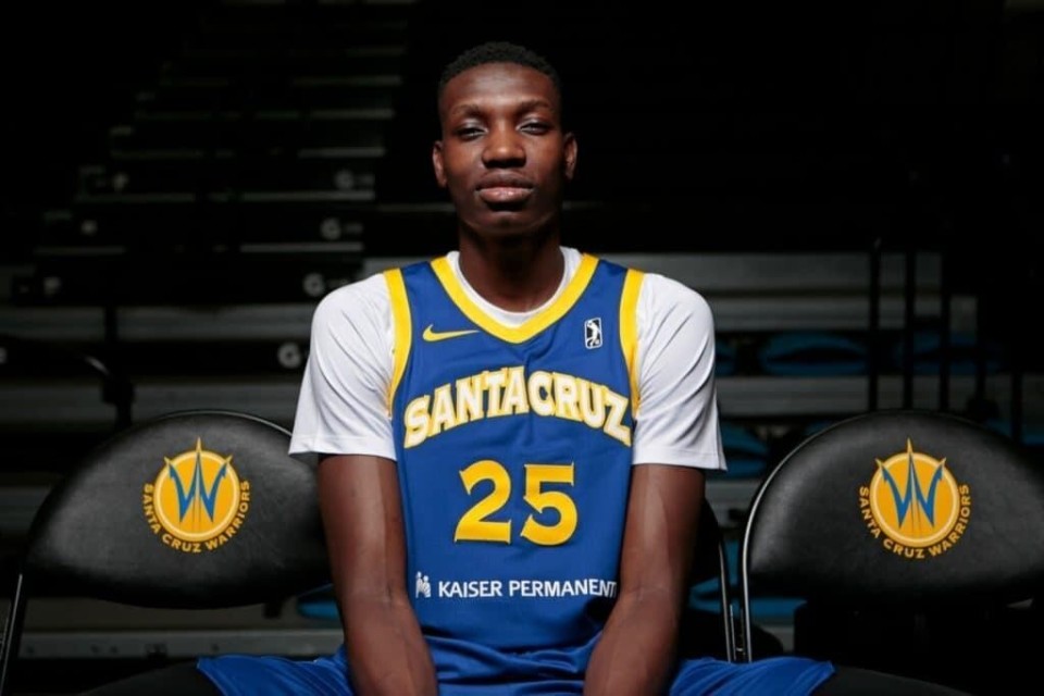 选中, 连续, 在休赛期得 选中, 连续, 在休赛期得